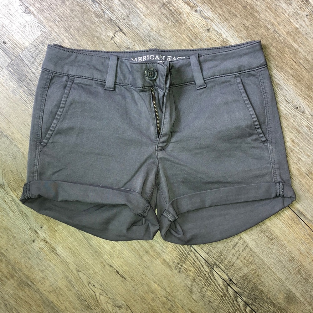 American Eagle canvas short